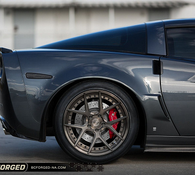 Фото дисков BC Forged HCS02 на Chevrolet Corvette C6
