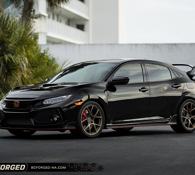 Фото дисков BC Forged RZ05 на Honda Civic Type R FL5