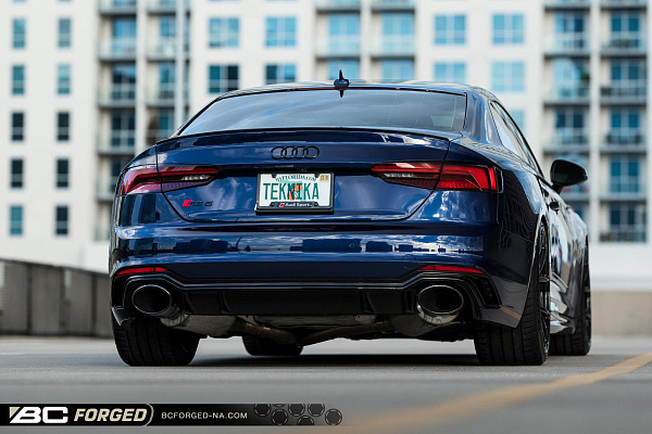 Фото дисков BC Forged RZ05 Черный глянец на Audi A/S/RS 5 (F5)