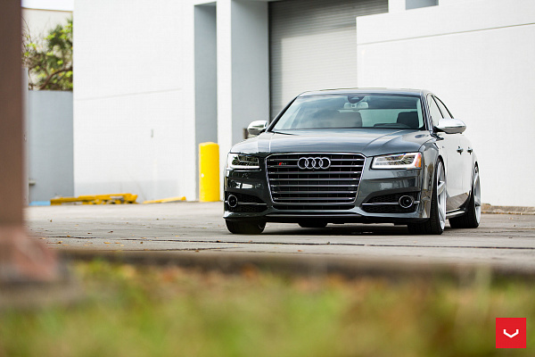 Фото дисков Vossen CV3 Серебро на Audi A/S 8 (D4)