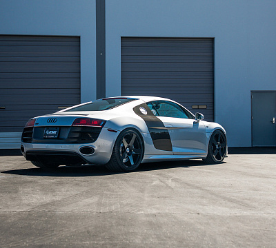 Фото дисков HRE 305M на Audi R8 (Typ 42)