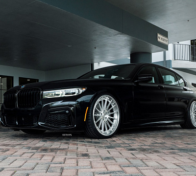 Фото дисков Strasse Wheels SV15 Deep Concave FS на BMW 7 (G11/G12)