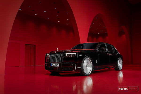 Фото дисков NOVITEC SP3 Глянцевый лак на Rolls-Royce Phantom