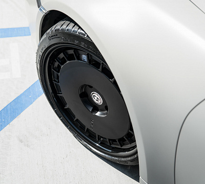 Фото дисков HRE 935 на Porsche 911 VIII