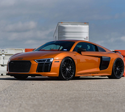 Фото дисков HRE P103 на Audi R8 (4S)