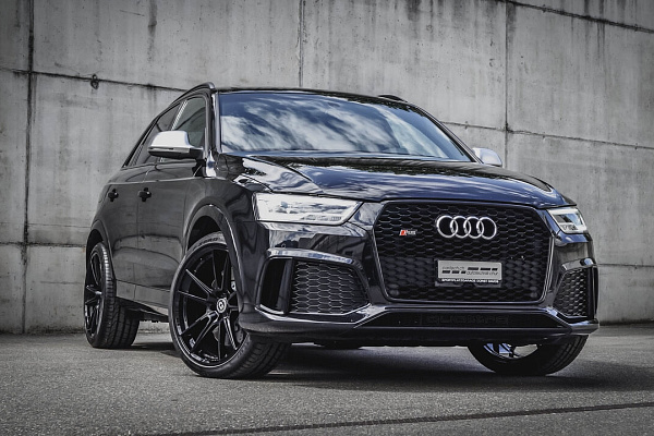 Фото дисков HRE FF04 Черный глянец на Audi Q3 (8U)
