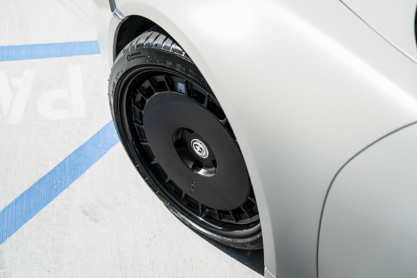 Фото дисков HRE 935 Черный сатин на Porsche 911 VIII