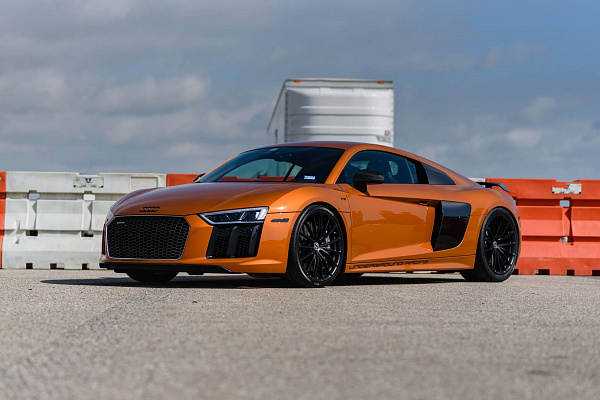 Фото дисков HRE P103 Черный сатин на Audi R8 (4S)