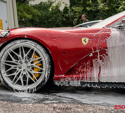 Фото дисков Anrky S1-X1 на Ferrari 812