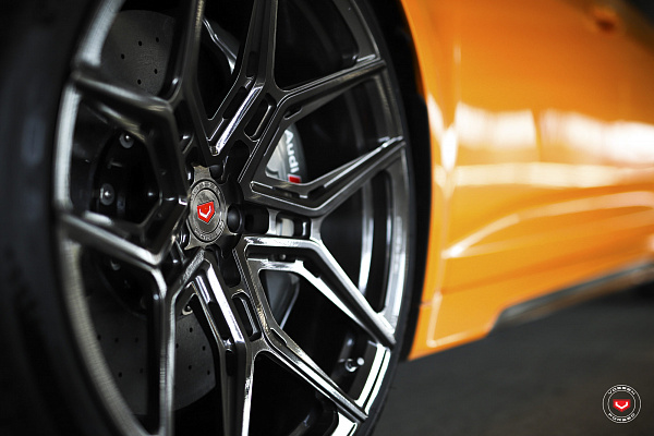 Фото дисков Vossen EVO-4R Глянцевый графит на Audi A/RS 6 (C8)