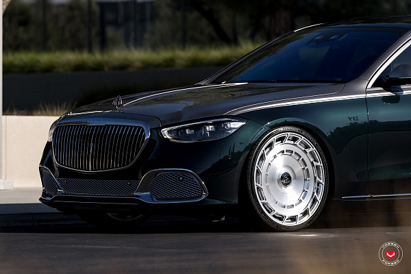 Фото дисков Vossen LC3-11T Глянцевый лак на Mercedes-Benz S-Class (W223)