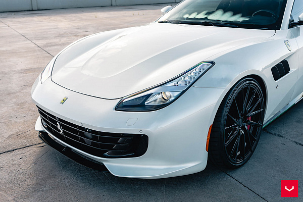 Фото дисков Vossen HF-4T Черный глянец на Ferrari GTC4Lusso