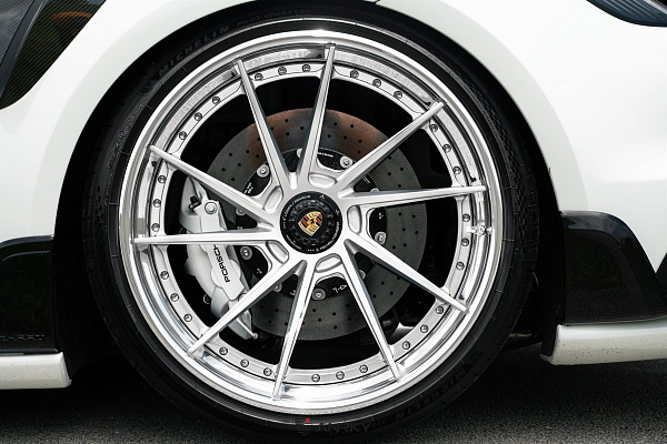 Фото дисков Anrky AN33 Сатиновый лак на Porsche 911 VIII