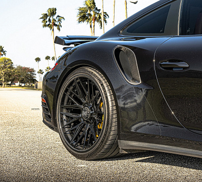 Фото дисков Strasse Wheels SV10M-RS Deep Concave FS на Porsche 911 VII