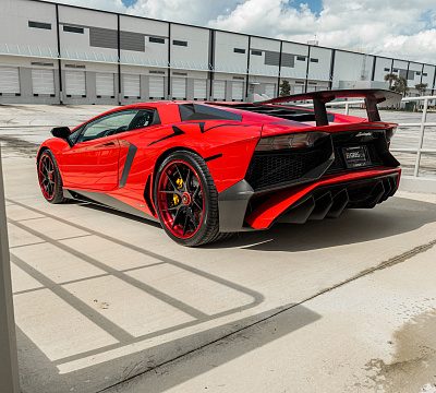 Фото дисков Strasse Wheels SM5R Deep Concave FS на Lamborghini Aventador