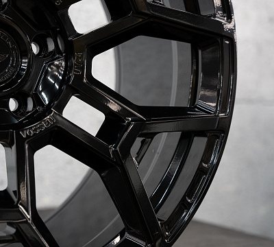 Vossen UV-4