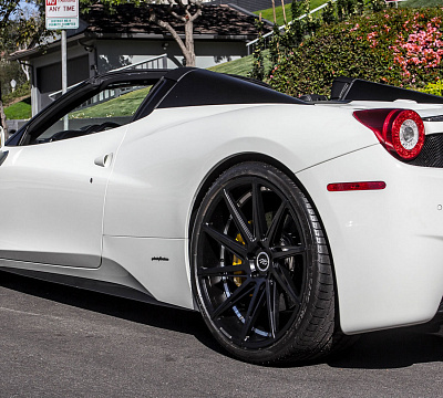 Фото дисков CEC C26 на Ferrari 458