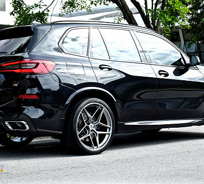 Фото дисков HRE FF11 на BMW X5/X5 M (G05/G18/F95)