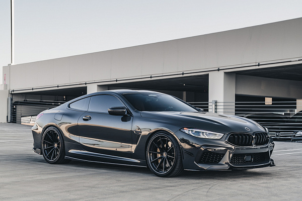 Фото дисков Brixton Forged R11-R Черный сатин на BMW 8/M8