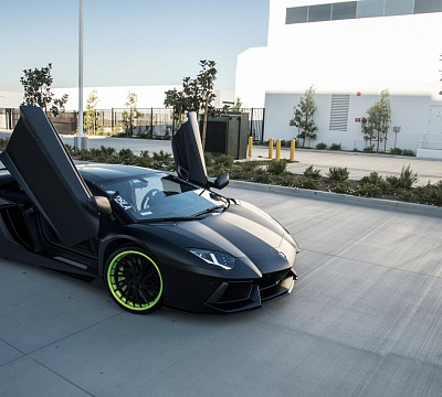 Фото дисков Savini SV64 на Lamborghini Aventador
