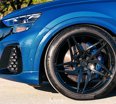 Фото дисков Anrky S1-X3 на Audi Q8