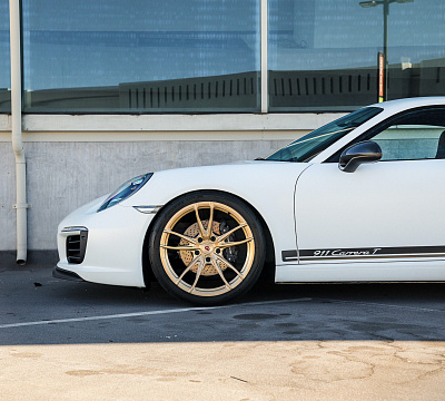 Фото дисков Vossen S17-06 на Porsche 911 VII