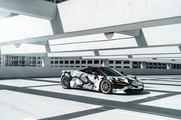 Фото дисков Anrky AN23 Сатиновый тонированный лак на McLaren 720S