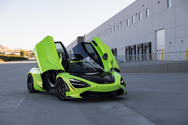 Фото дисков Strasse Wheels SV10M Deep Concave FS Черный сатин на McLaren 720S