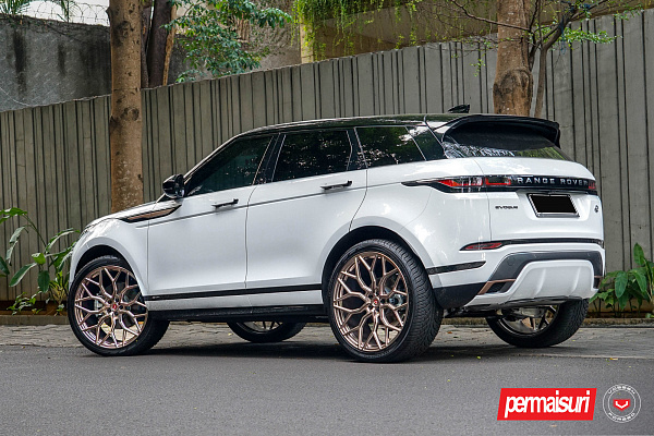 Фото дисков Vossen S17-01 Другой цвет на Land Rover Range Rover Evoque II