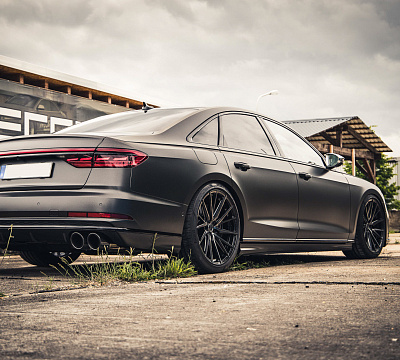 Фото дисков Vossen HF-4T на Audi A/S 8 (D5)