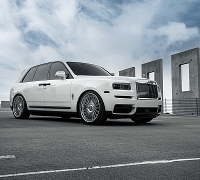 Фото дисков Vossen S17-14 (3-Piece) на Rolls-Royce Cullinan