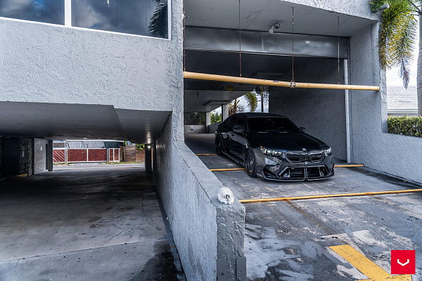 Фото дисков Vossen HF-9 Черный глянец на BMW 5/M5 (G60/G90)