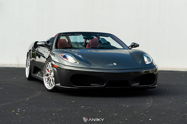 Фото дисков Anrky RS1 Глянцевый лак на Ferrari F430