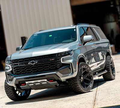 Фото дисков 4PLAY 4P55 на Chevrolet Suburban XII