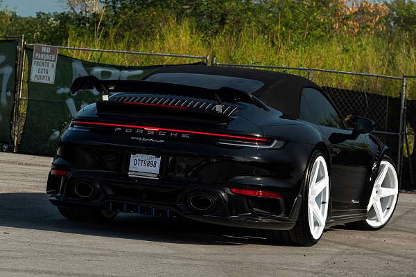 Фото дисков Anrky RS5.1 Белый глянец на Porsche 911 VIII