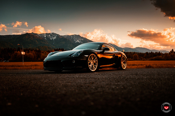 Фото дисков Vossen M-X3 Глянцевая медь на Porsche Cayman II