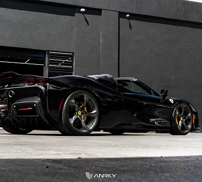 Фото дисков Anrky XR-205 на Ferrari SF90