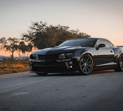 Фото дисков Vossen VFS-10 на Chevrolet Camaro V