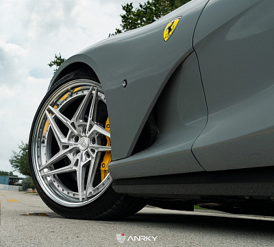 Фото дисков Anrky S3-X3 на Ferrari 812