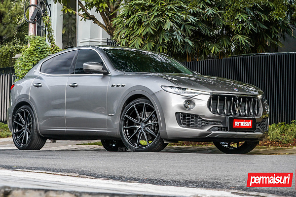 Фото дисков Vossen HF-3 Алмазная проточка на Maserati Levante