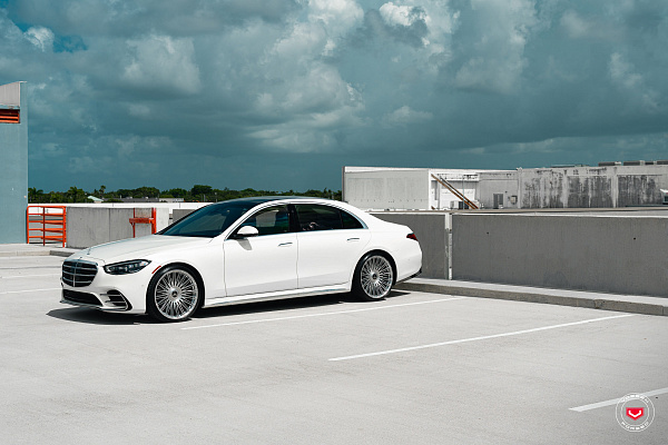 Фото дисков Vossen S17-14 Глянцевый лак на Mercedes-Benz S-Class (W223)