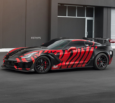 Фото дисков Strasse Wheels SV1 Deep Concave FS на Chevrolet Corvette C7