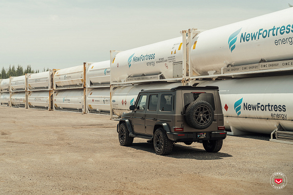 Фото дисков Vossen LC3-01 Глянцевый темный лак на Mercedes-Benz G-Class III