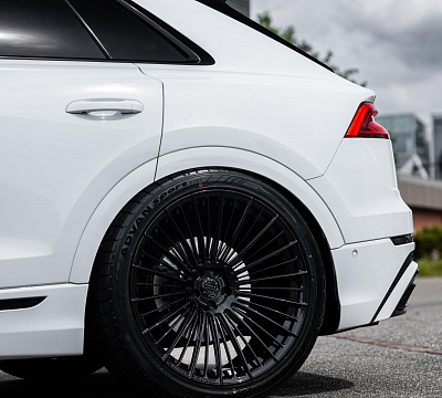 Фото дисков ST Wheels ST3 на Audi Q8