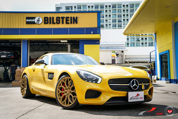 Фото дисков Vossen S17-01 Сатиновое золото на Mercedes-Benz AMG GT I