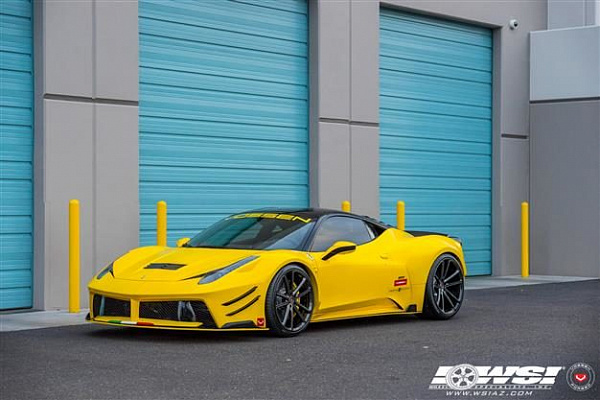 Фото дисков Vossen CG-203 Черный глянец на Ferrari 458
