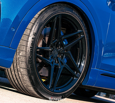 Фото дисков Anrky S1-X3 на Audi Q8