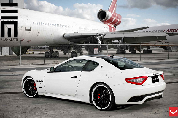 Фото дисков Vossen CVT Черный глянец на Maserati GranTurismo I