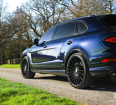 Фото дисков Vossen HF-8 на Bentley Bentayga