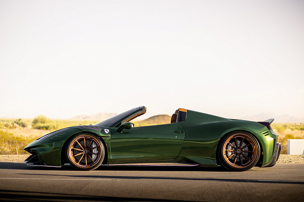 Фото дисков Brixton Forged R11-RS Глянцевая бронза на Ferrari 458